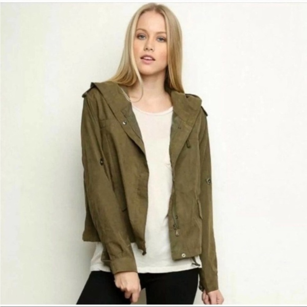 Brandy Melville One Size‎ Hailey Olive Green Jacket
